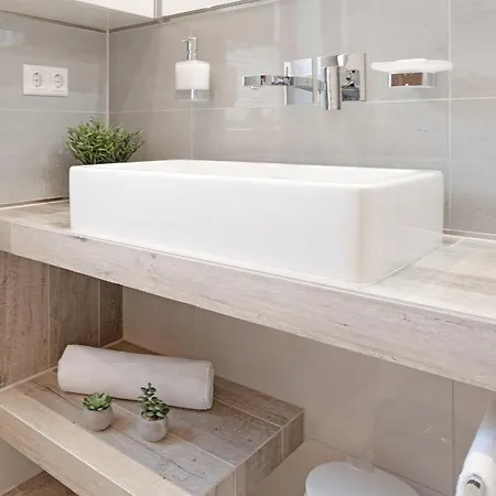 Rosenstrasse 3-5 Wellenreiter *