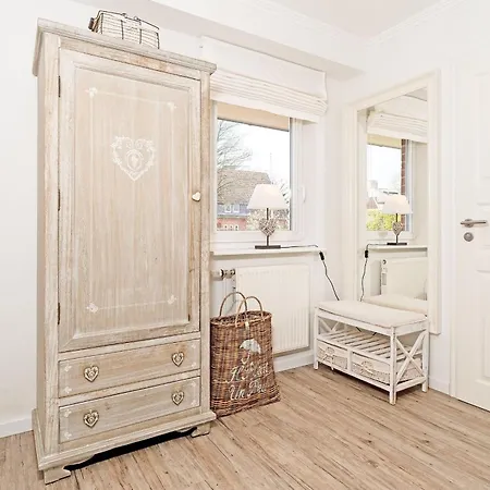 Rosenstrasse 3-5 Wellenreiter * Grömitz